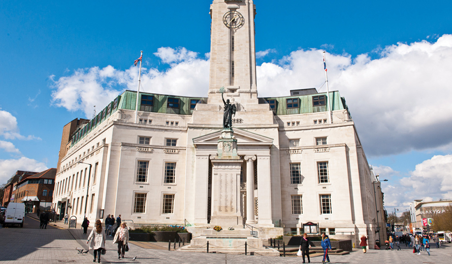 Top 5 Attractions Surrounding Luton Airport Blog